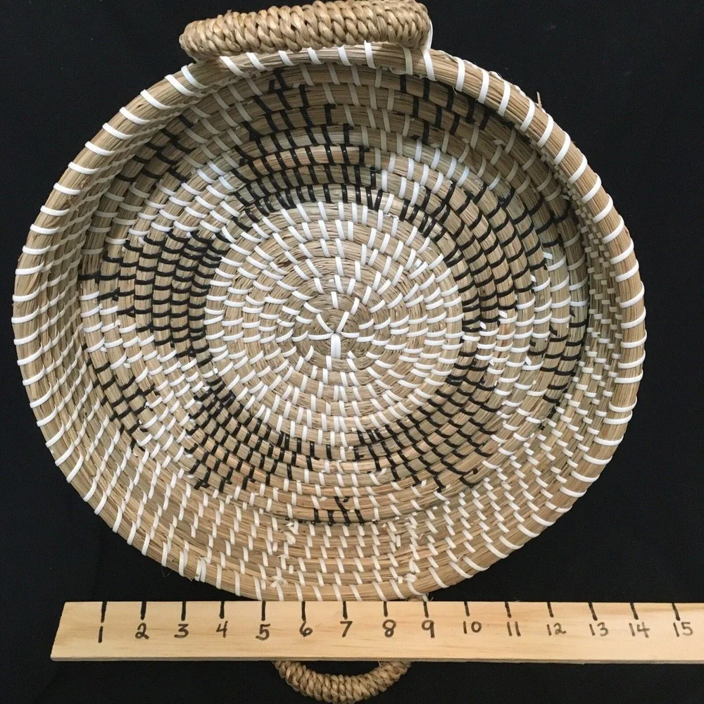 Round Sweet grass Serving Tray, Hand Woven Star Design Tan‎ Black White 14